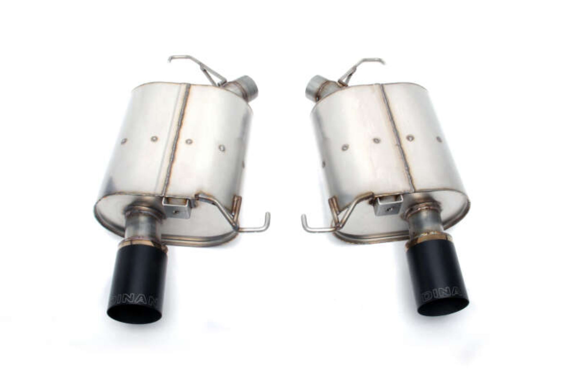 Picture of Dinan DNN Axleback Exhaust Systems - D660-0051-BLK