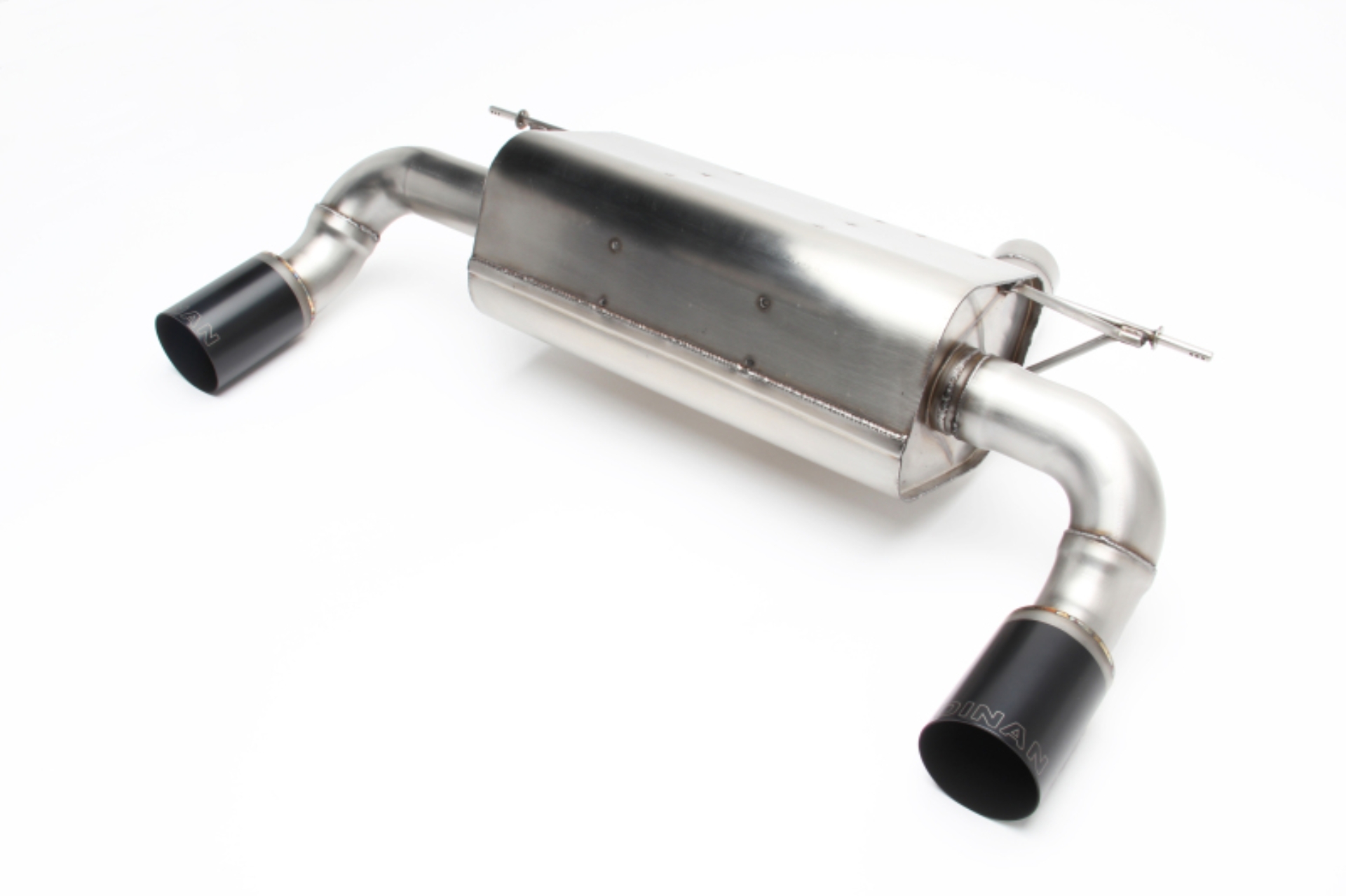 Picture of Dinan DNN Axleback Exhaust Systems - D660-0045-BLK
