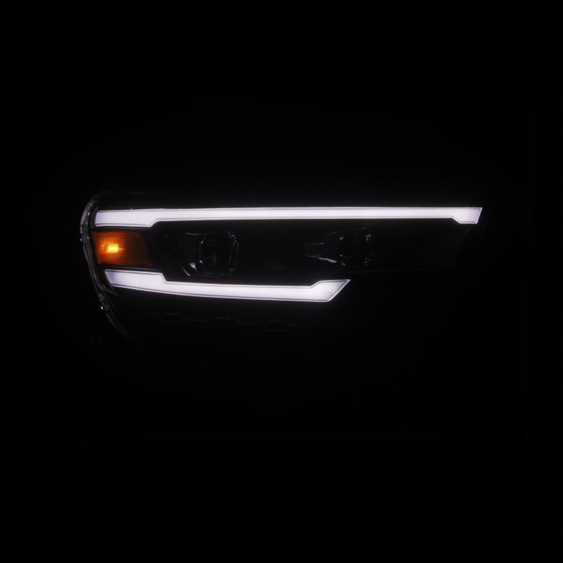 Picture of AlphaRex ARX LUXX Headlights - 880907
