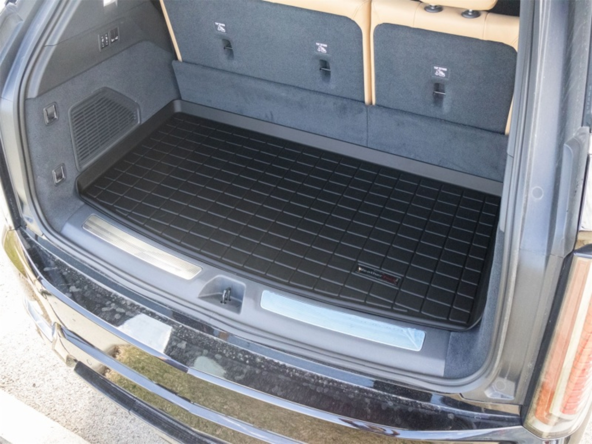 Picture of WeatherTech WT Cargo Liners-Black Floor Mats - 401841