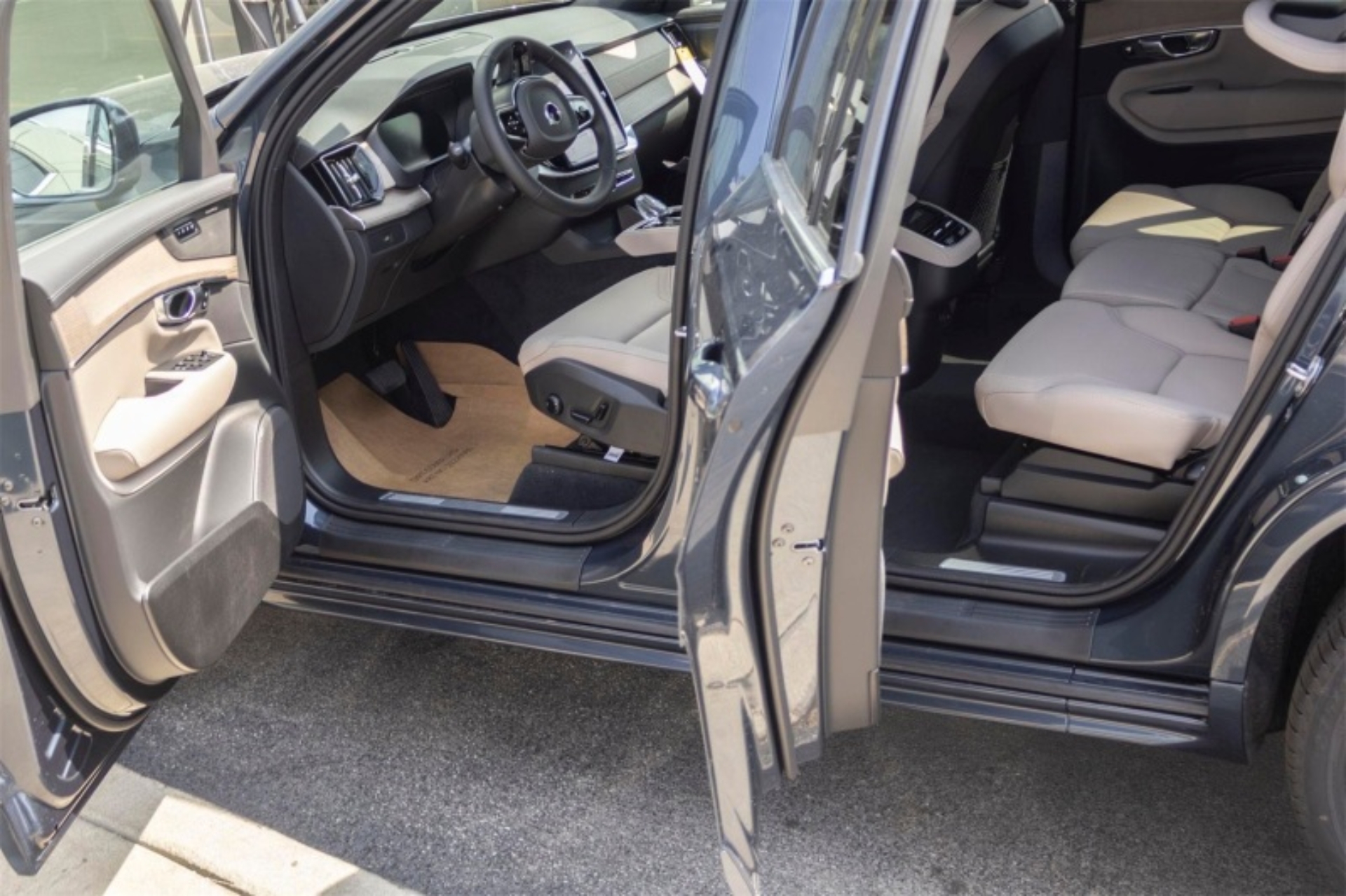 Picture of WeatherTech WT SillProtector Body Armor & Rock Rails - ST074K1