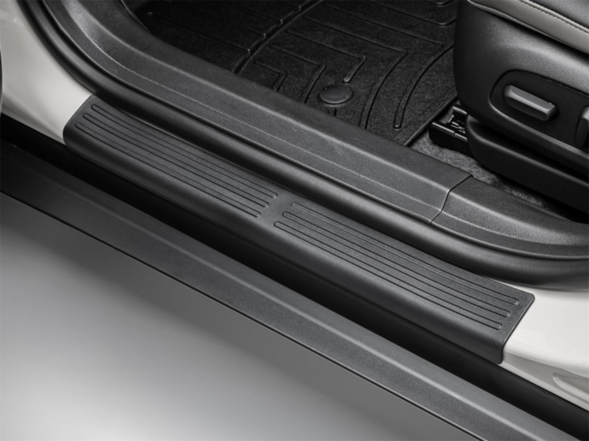 Picture of WeatherTech WT SillProtector Body Armor & Rock Rails - ST087K1