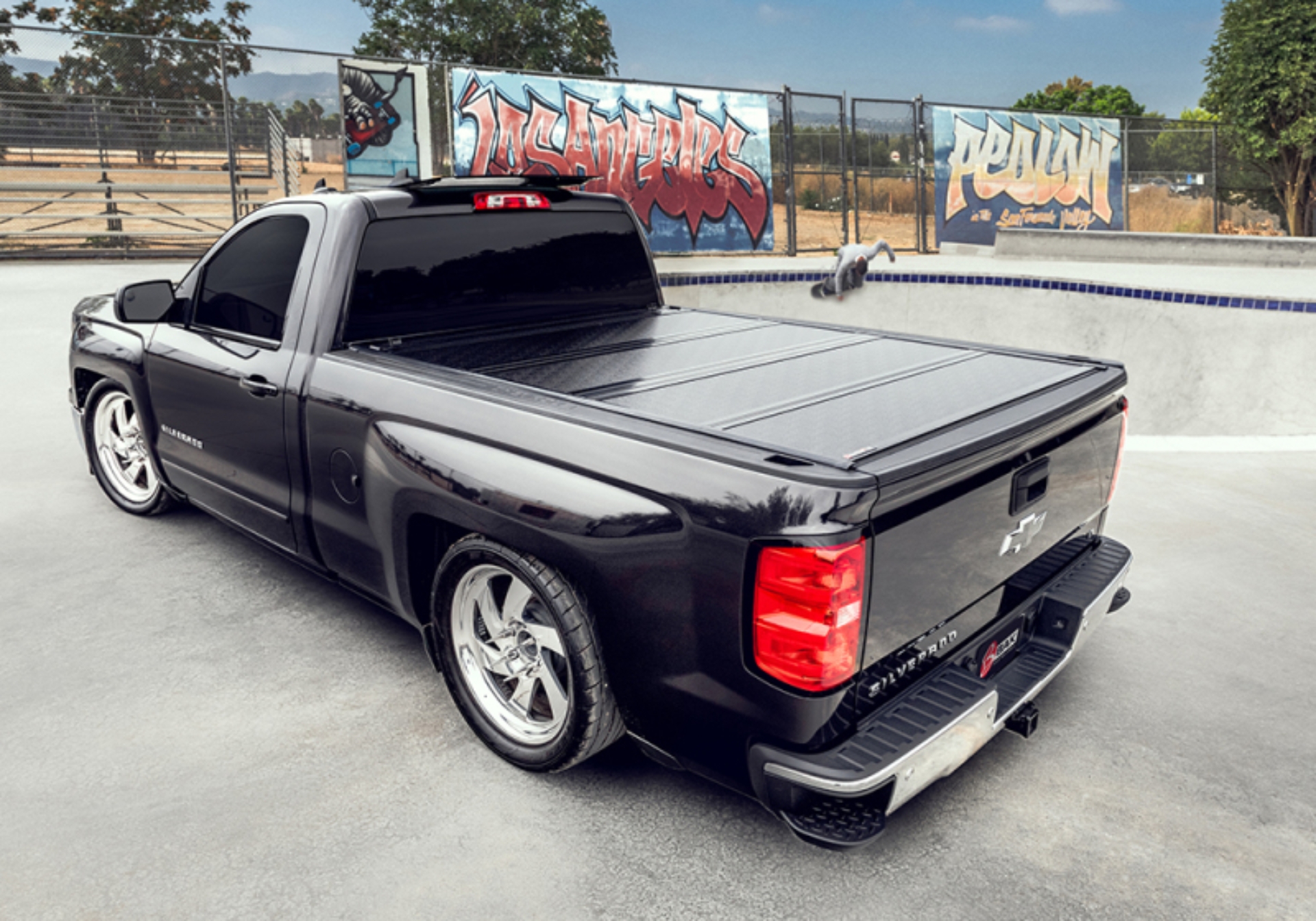 Picture of BAK BAKFlip G2 Tonneau Covers - 226342