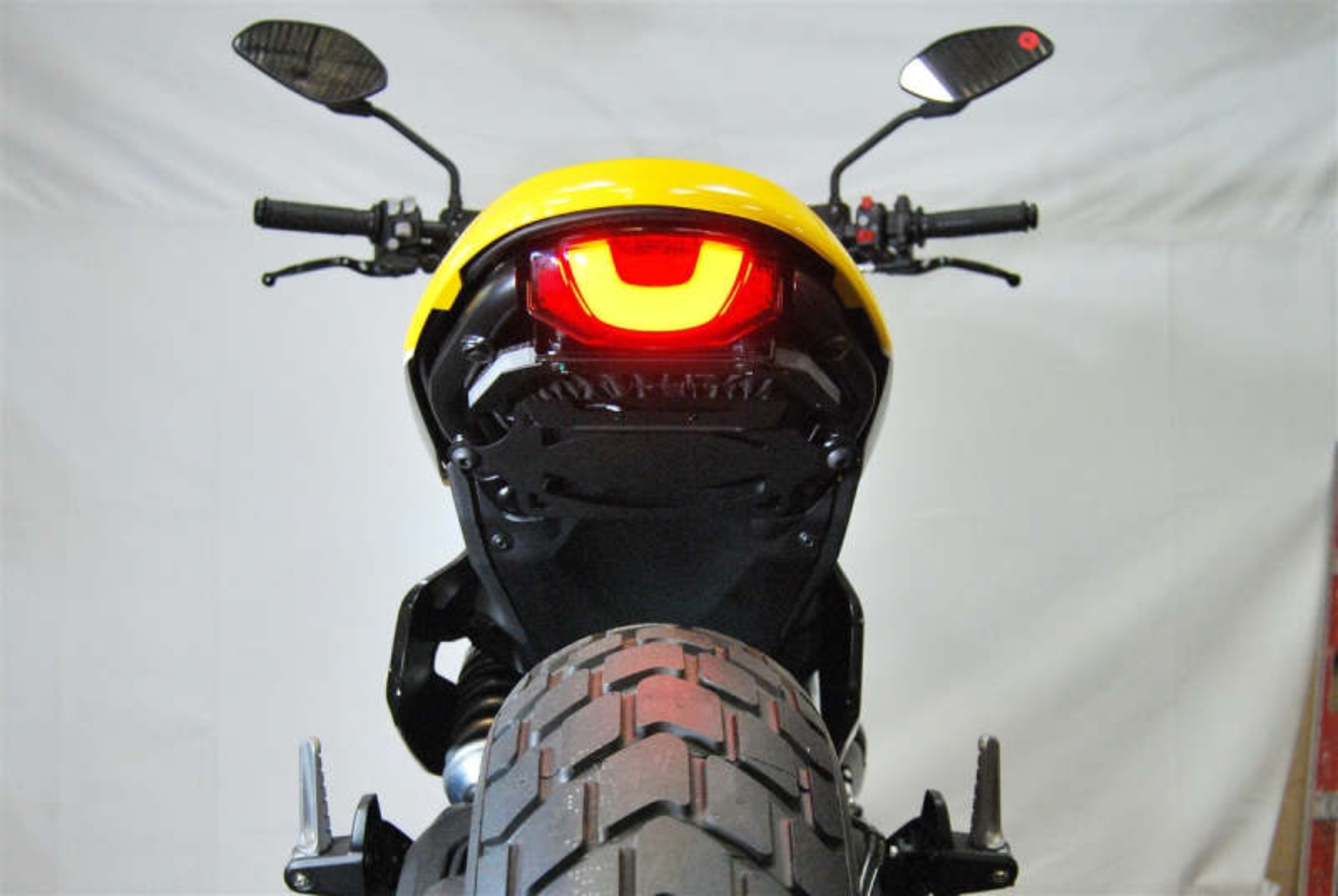 Picture of New Rage Cycles NEW Fender Eliminator Lights Corner - SCRAMBLER-FE