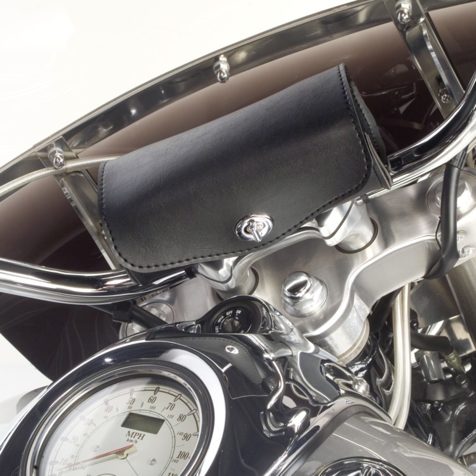 Picture of Willie & Max Universal Revolution Handlebar Bag (7.5 in L x 4 in W x 3 in H) - Black