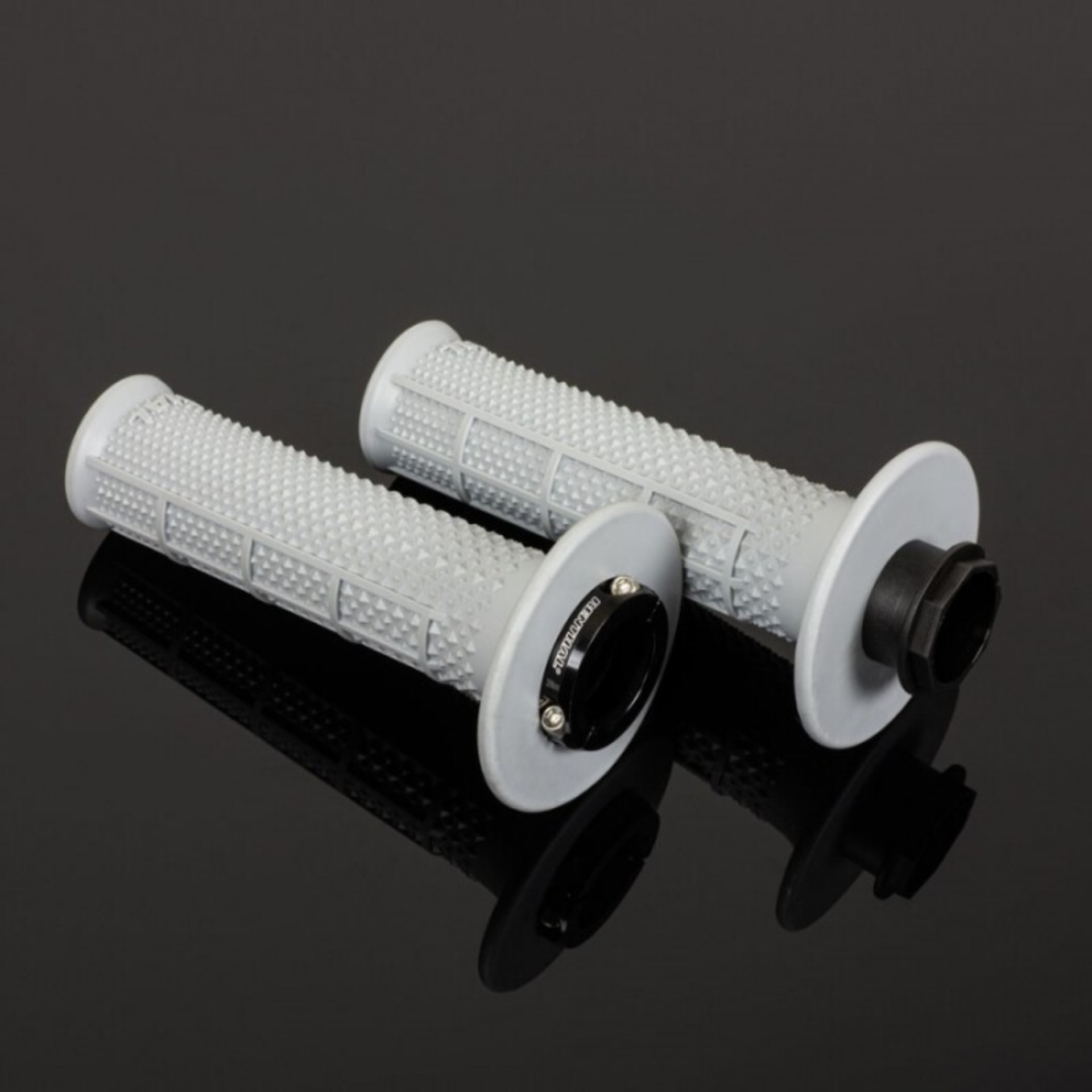 Picture of Renthal MX Original Lock On - Soft Tapered/Half Waffle